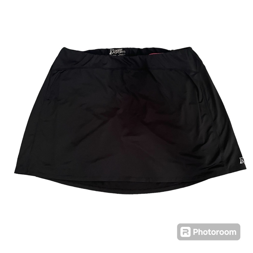 SkirtSports Classic Black Skort